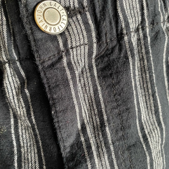 Brandy Melville (John Gault) stripped pants - Picture 3 of 3